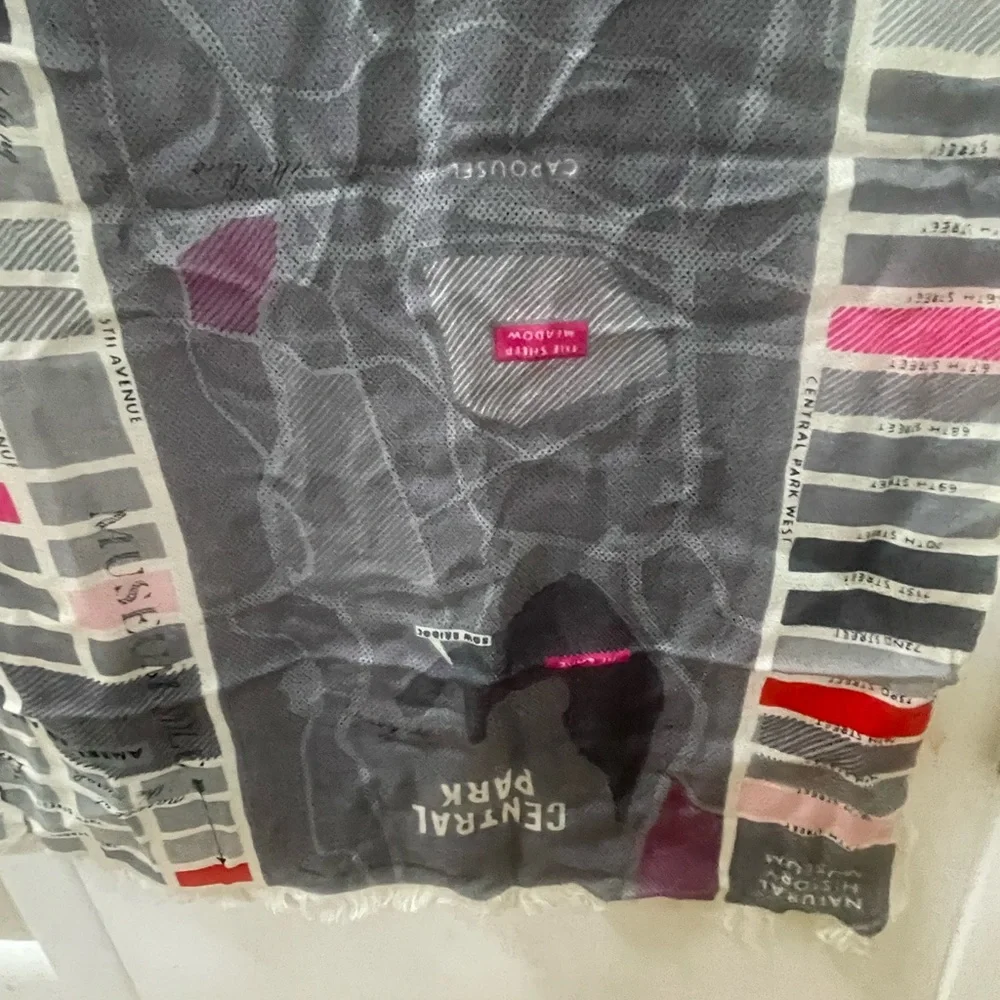 Kate Spade NYC Scarf - Picture 4 of 9